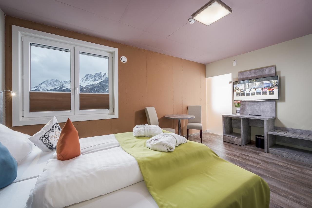 Cubo Sport & Art Hotel サンクト・ジョアン・イン・チロル エクステリア 写真